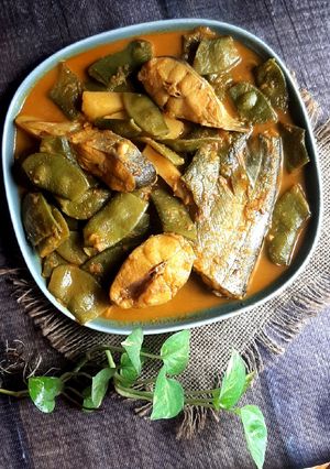 সিম-বোয়ালের ঝোল। রেসিপির প্রধান ছবি