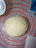 Dasar Roti Tanpa Ulen dengan Minyak