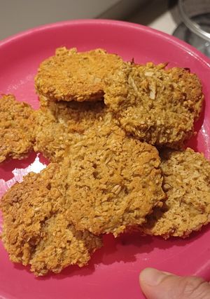 Una foto de Bocaditos de manzana y avena