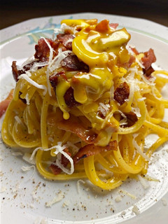 Una foto de Pasta carbonara sin nata