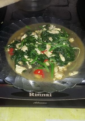 Foto resep Tumis bayam orak arik telur berkuah