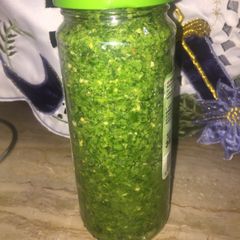 A picture of How to save green chillies.