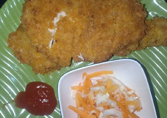 Yuk intip, Cara termudah memasak Chicken katsu salad  menggugah selera