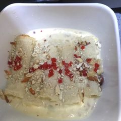 A picture of Malai roll.