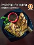 Ayam Goreng Beriani Dengan Sos Pencicah