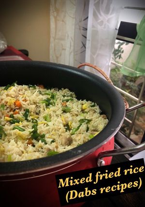 A picture of Mixed fried rice.