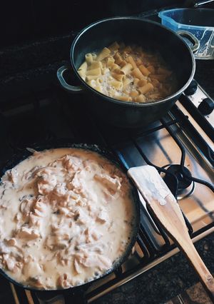 Una foto de Fideos mostachol con salsa bechamel parisien