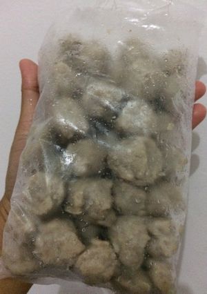 Foto resep Pentol Bakso Blender Simple (Daging Sapi mix Daging Ayam)