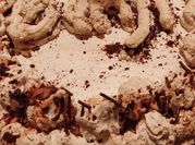 Una foto de relleno de moka para tortas