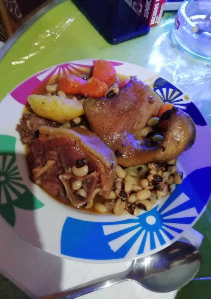 Una foto de Chiquitos con Chaleco