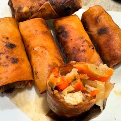 A picture of Lumpiang Gulay.