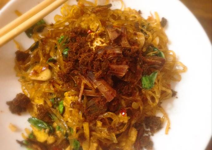 Bagaimana Membuat Shirataki Goreng Suir Rendang Keto, Sempurna