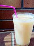 Smoothie de Piña y coco con Malibú