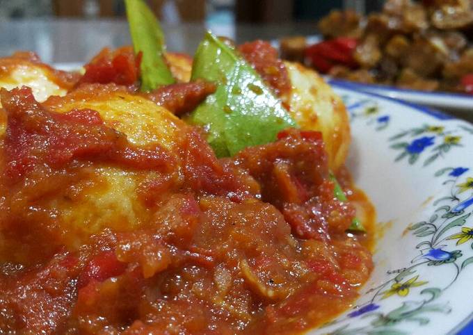 Bagaimana Membuat Telur Balado yang Bisa Manjain Lidah