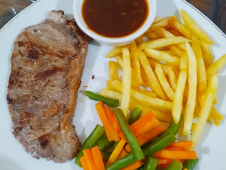 Cara Gampang Menyiapkan Resep Beef Steak Saos Barbeque ala Rumahan yang Menggugah Selera Anti Ribet, Lezat