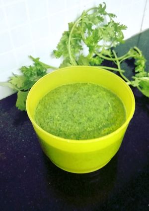 हरी चटनी (Hari chutney recipe in Hindi) रेसिपी मुख्य फोटो