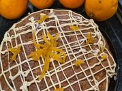 Una foto de tortas de naranja con harina integral