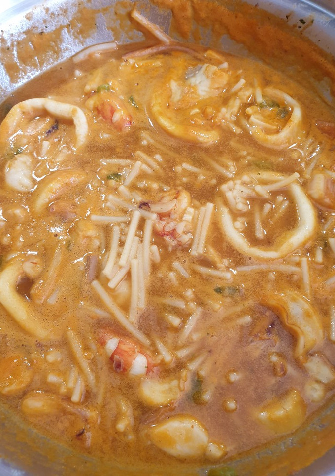Una foto de Fideos guisados