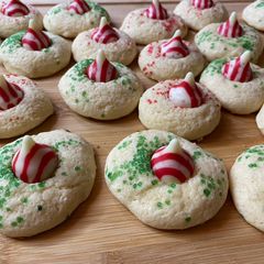 A picture of Candy cane kiss cookies.