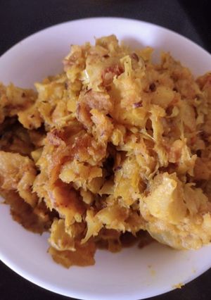 বাঁধাকপির ঘন্ট (bandhakopir ghonto recipe in Bengali) রেসিপির প্রধান ছবি