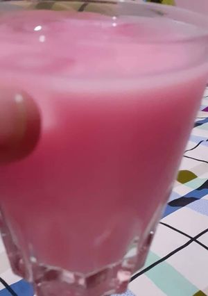 A picture of Rose Milk.