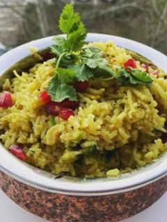 સાઉથ ઈન્ડિયન ફેમસ લેમન રાઇસ (South Indian Famous Lemon Rice Recipe In Gujarati) રેસીપી મુખ્ય ફોટો