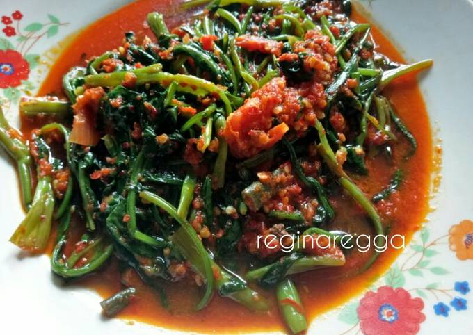 Cara Gampang Membuat Tumis Kangkung Sambel Terasi yang Enak