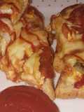 My loaded cheese & salsa pizza toast