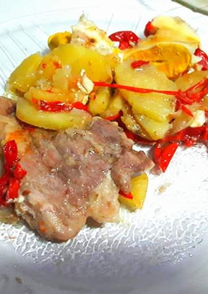 Una foto de Bifes a la criolla o a la cacerola