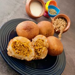 A picture of Maggi Kakara Pitha.