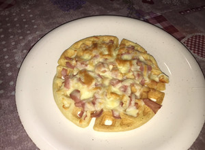 Una foto de Waffles salados
