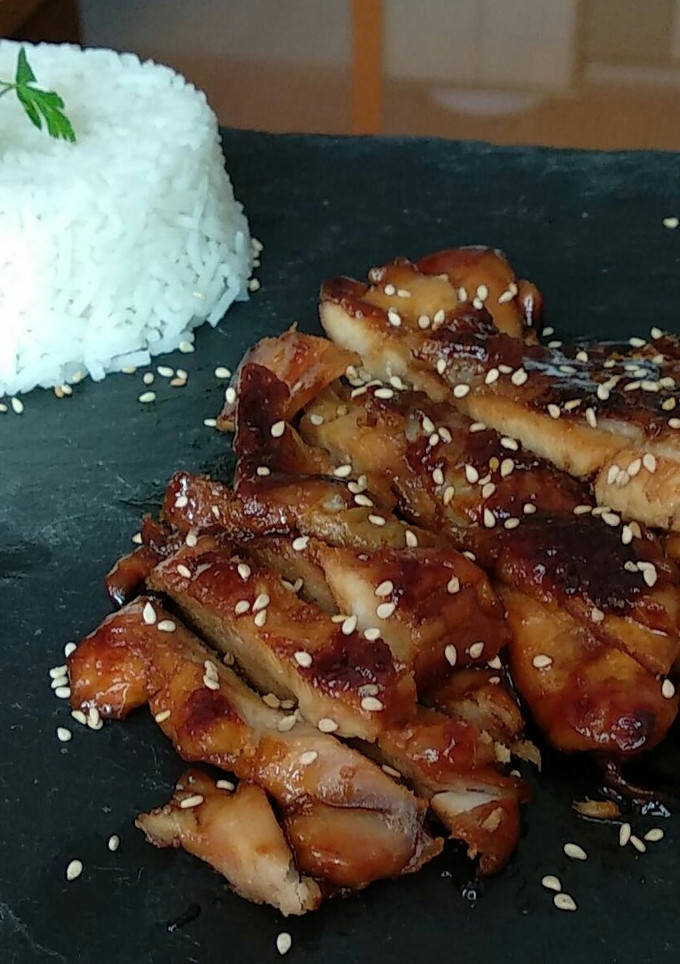 Una foto de Pollo Teriyaki