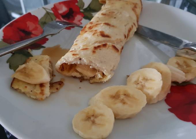 My Banana Cinnamon Pancake Wrap for Breakfast. 💗