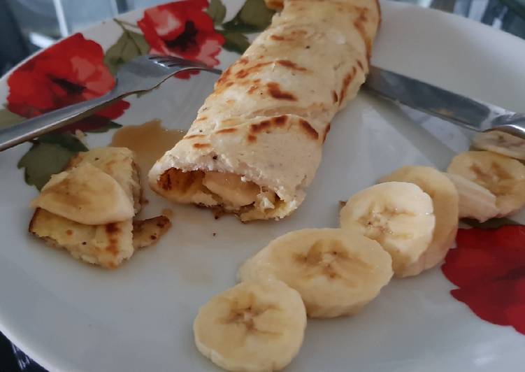 My Banana Cinnamon Pancake Wrap for Breakfast. 💗