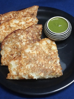 ફરાળી હાંડવો (Farali Handvo Recipe In Gujarati) રેસીપી મુખ્ય ફોટો