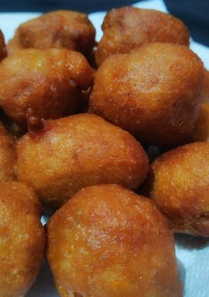 A picture of Odisha famous Gulgula recipe.