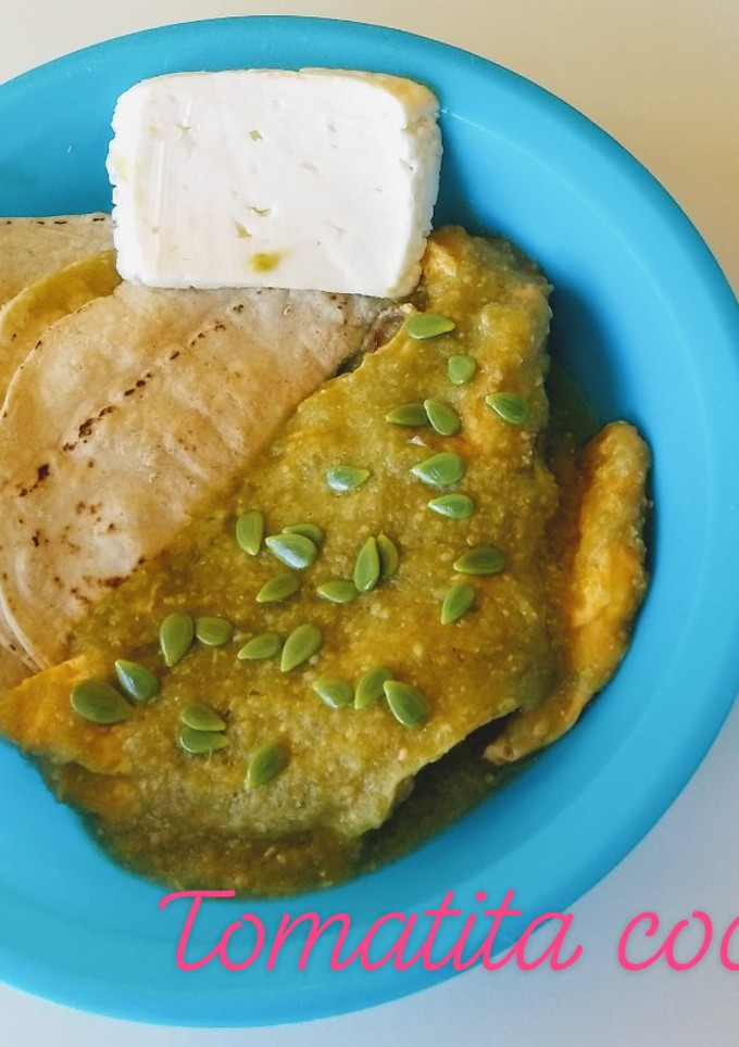 Una foto de Huevo en salsa de guaje