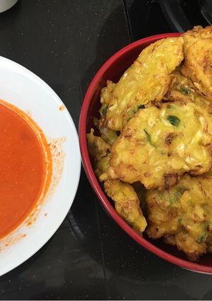 Foto resep Bakwan Goreng Khas Minang dan kuah Cabe
