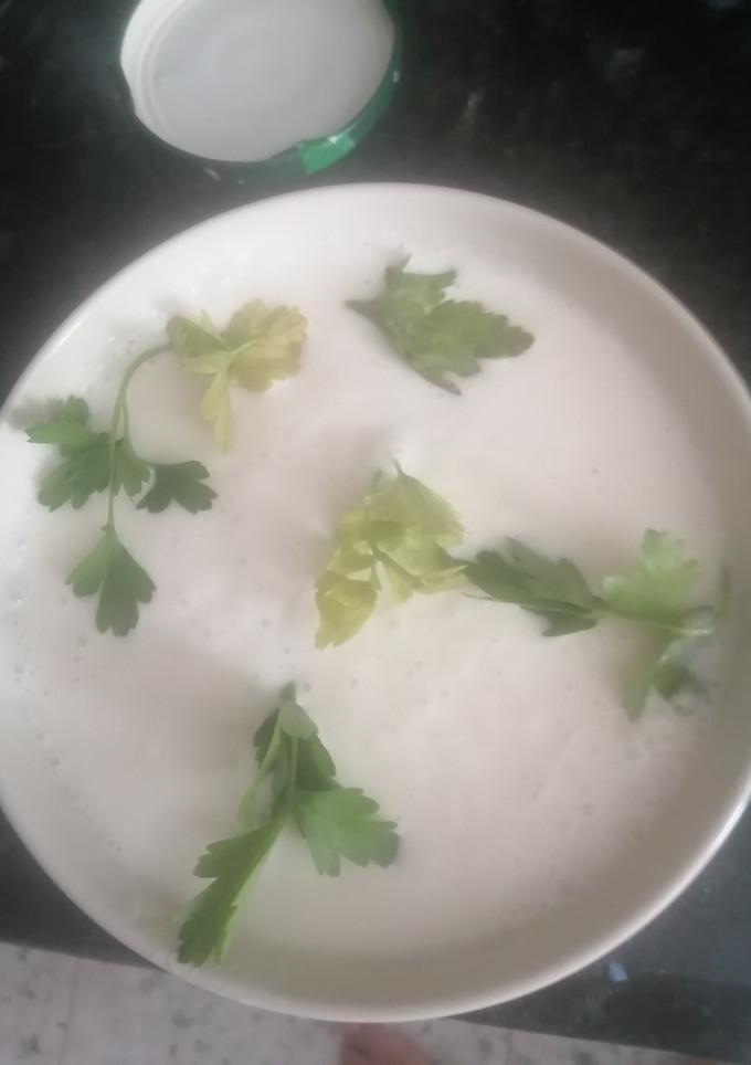 Una foto de Crema fría de espárragos