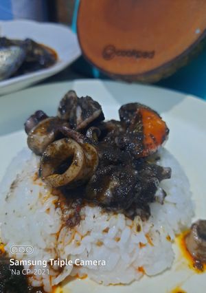 Foto resep Cumi Tinta Hitam Khas Jawa Timur