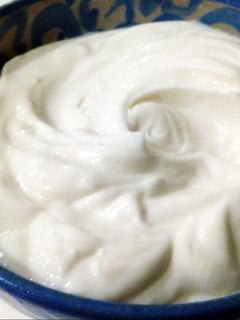 Una foto de Alioli de leche (sin huevo)