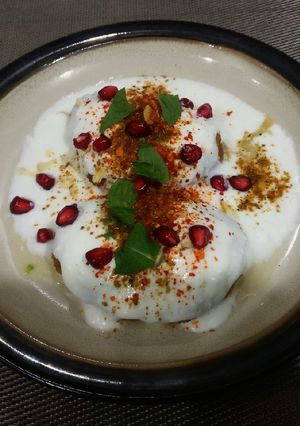 A picture of Dahi bade paneer ke.