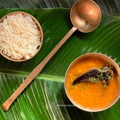 A picture of Garlic Rasam.
