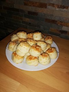 Sajtos pogácsa recept fotója