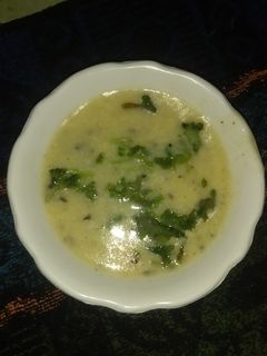 ગુજરાતી કઢી (kadhi recipe in Gujarati) રેસીપી મુખ્ય ફોટો
