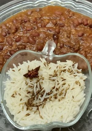 રાજમા રાઈસ (Rajma Rice Recipe in Gujarati) રેસીપી મુખ્ય ફોટો