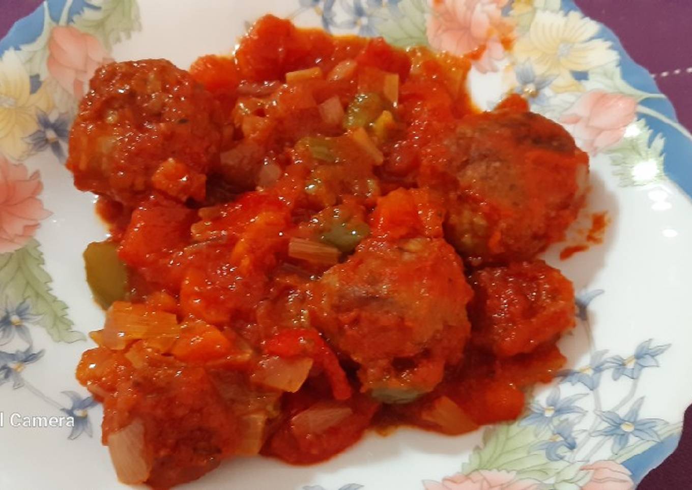 Albóndigas con tomate y chorizo. Airfryer y cazuela