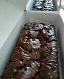Brownies Panggang Fudgy, Chewy dan Legit