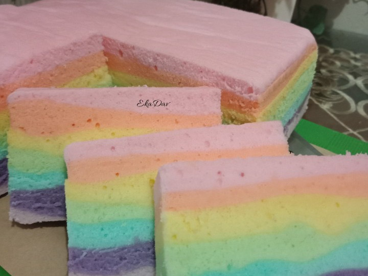Resep Bolu Kukus Pelangi (Putih Telur) yang Menggugah Selera