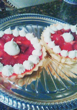 Una foto de Tartitas individuales de frutilla 🍓